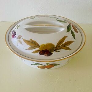 Royal Worcester Evesham Ovenware Porcelain Lidded Casserole Dish Model 24/4